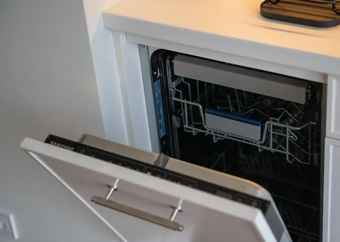 Ochota - Parking, Balcony & Railway Nearby - By Rentujemy *