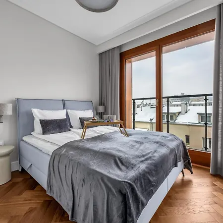 Ochota - Parking, Balcony & Railway Nearby - By Rentujemy