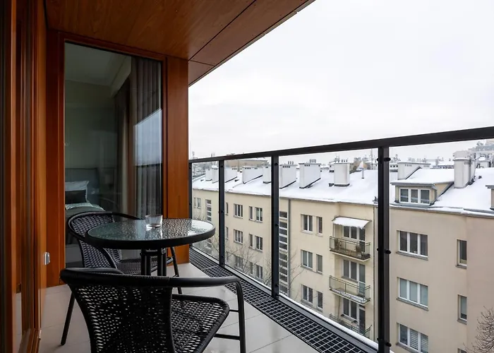 Ochota - Parking, Balcony & Railway Nearby - By Rentujemy Appartement Warschau