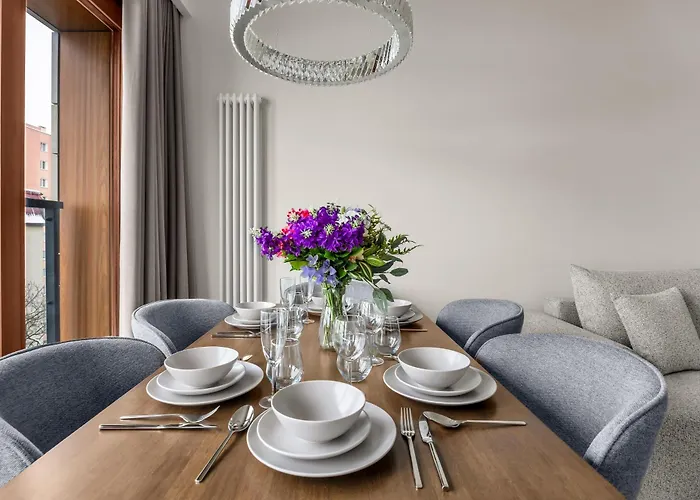 Ochota - Parking, Balcony & Railway Nearby - By Rentujemy Appartement *