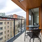Ochota - Parking, Balcony & Railway Nearby - By Rentujemy * ורשה